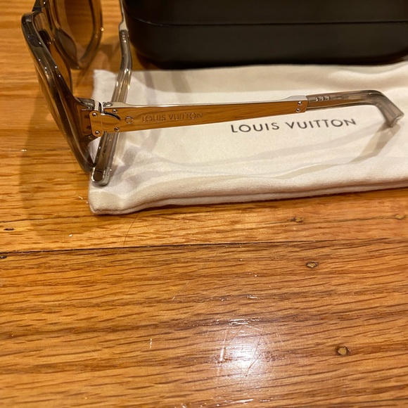 💎Authentic💎 Louis Vuitton Obsession Sunglasses Z0556W - Picture 4 of 4